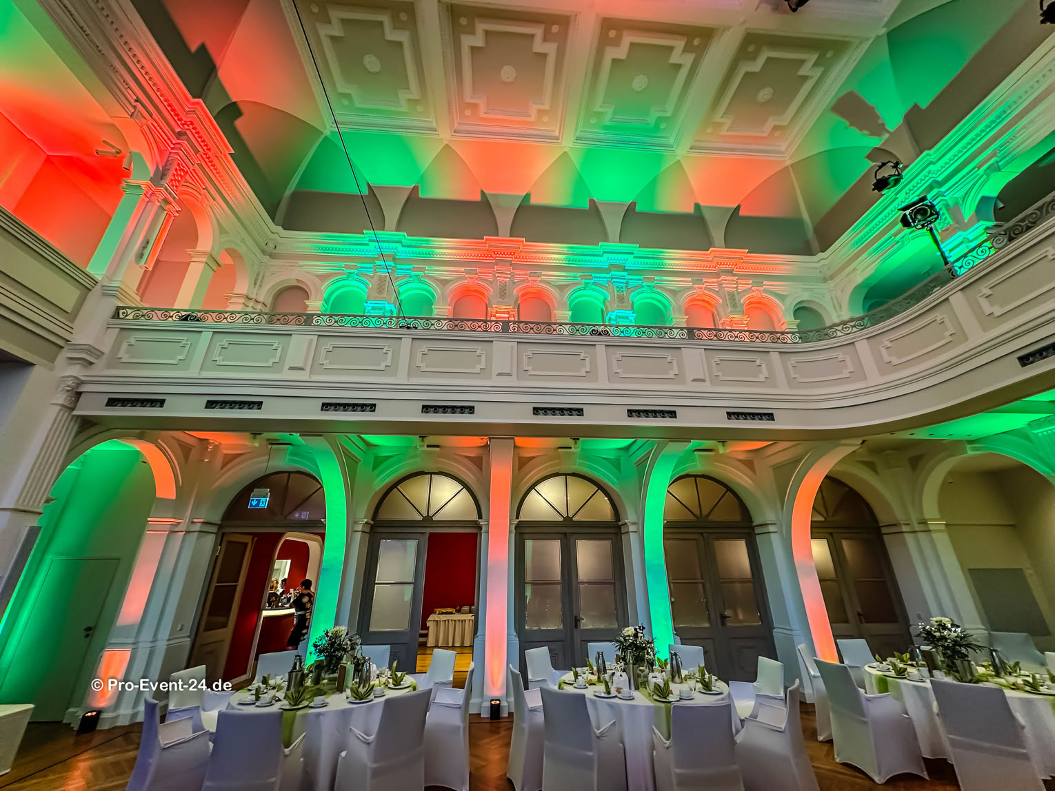 Pro-Event-24 Ihr professioneller Partner für Ihr Event – Eventplanung, Hochzeiten, Familienfeiern, Jubiläen, Geburtstage, Firmenfeiern, Ambientebeleuchtung, Architekturbeleuchtung, Fassadenbeleuchtung, Fassadenfeuerwerke, Musikfeuerwerke, Lasershows, Moderation, Promotion, Beschallungen, Luftaufnahmen, Luft- Videos, Mobildiscothek
