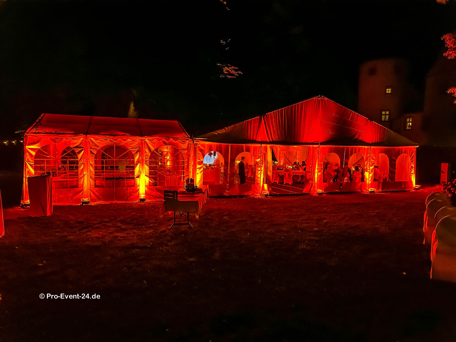 Pro-Event-24 Ihr professioneller Partner für Ihr Event – Eventplanung, Hochzeiten, Familienfeiern, Jubiläen, Geburtstage, Firmenfeiern, Ambientebeleuchtung, Architekturbeleuchtung, Fassadenbeleuchtung, Fassadenfeuerwerke, Musikfeuerwerke, Lasershows, Moderation, Promotion, Beschallungen, Luftaufnahmen, Luft- Videos, Mobildiscothek