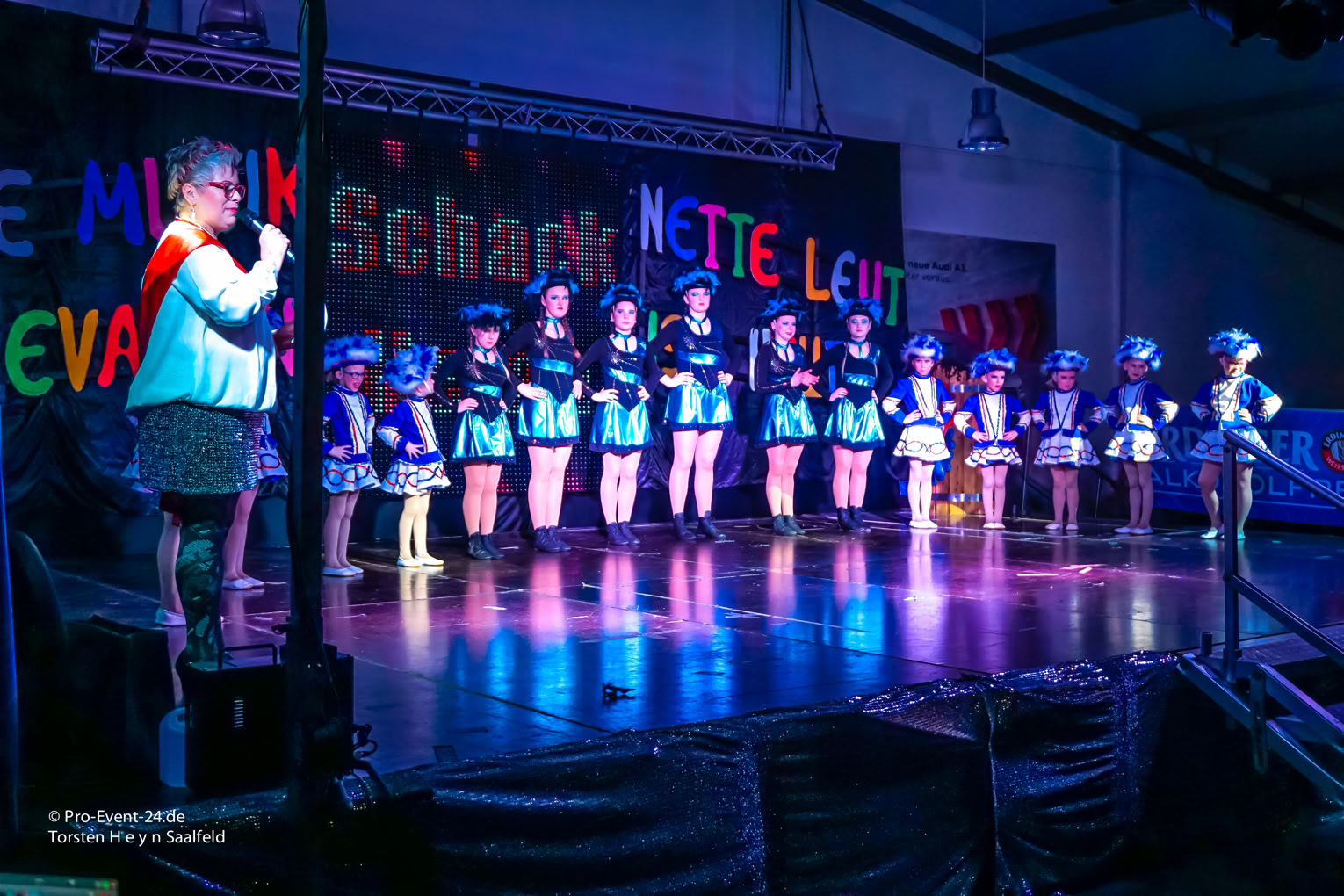 Pro-Event-24 Ihr professioneller Partner für Ihr Event – Eventplanung, Hochzeiten, Familienfeiern, Jubiläen, Geburtstage, Firmenfeiern, Ambientebeleuchtung, Architekturbeleuchtung, Fassadenbeleuchtung, Fassadenfeuerwerke, Musikfeuerwerke, Lasershows, Moderation, Promotion, Beschallungen, Luftaufnahmen, Luft- Videos, Mobildiscothek