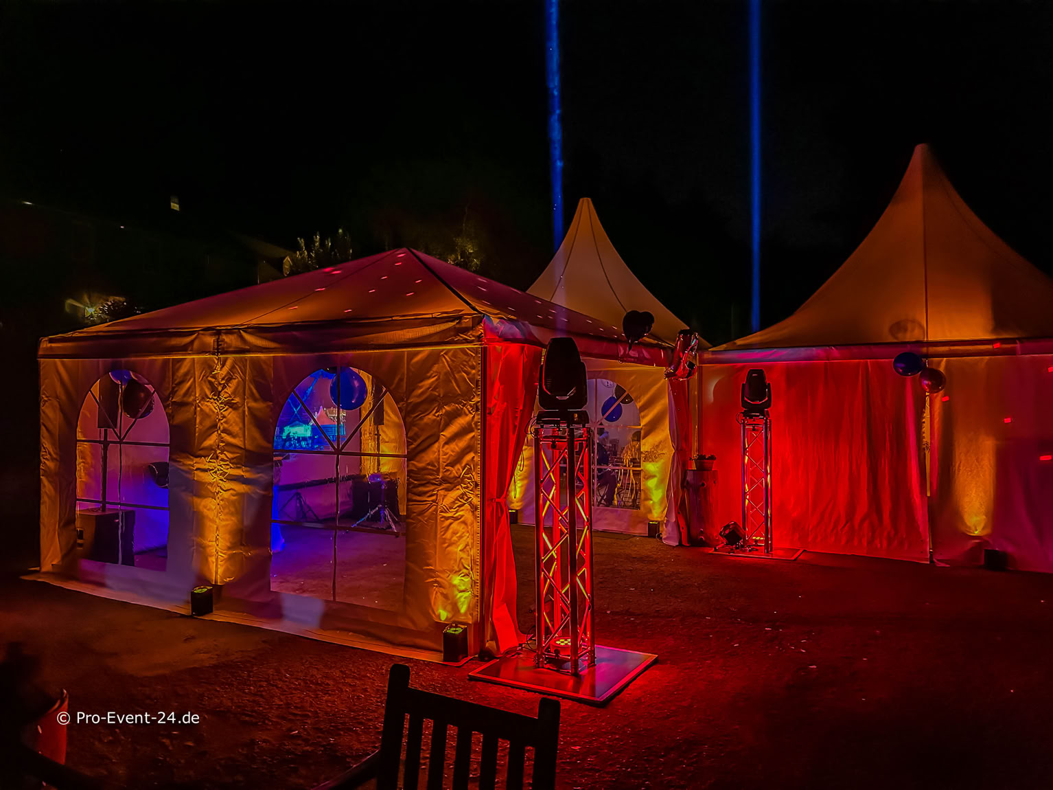 Pro-Event-24 Ihr professioneller Partner für Ihr Event – Eventplanung, Hochzeiten, Familienfeiern, Jubiläen, Geburtstage, Firmenfeiern, Ambientebeleuchtung, Architekturbeleuchtung, Fassadenbeleuchtung, Fassadenfeuerwerke, Musikfeuerwerke, Lasershows, Moderation, Promotion, Beschallungen, Luftaufnahmen, Luft- Videos, Mobildiscothek