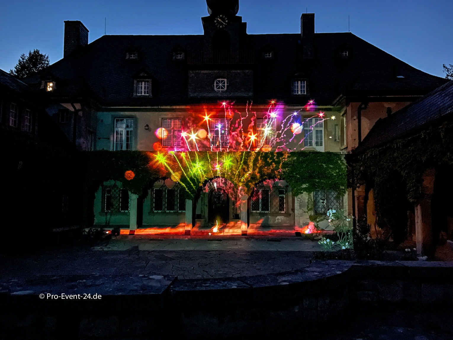 Pro-Event-24 Ihr professioneller Partner für Ihr Event – Eventplanung, Hochzeiten, Familienfeiern, Jubiläen, Geburtstage, Firmenfeiern, Ambientebeleuchtung, Architekturbeleuchtung, Fassadenbeleuchtung, Fassadenfeuerwerke, Musikfeuerwerke, Lasershows, Moderation, Promotion, Beschallungen, Luftaufnahmen, Luft- Videos, Mobildiscothek