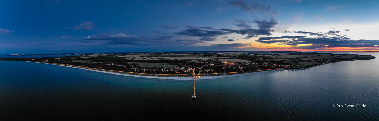 Pro-Event-24 Ihr professioneller Partner für Ihr Event – Eventplanung, Hochzeiten, Familienfeiern, Jubiläen, Geburtstage, Firmenfeiern, Ambientebeleuchtung, Architekturbeleuchtung, Fassadenbeleuchtung, Fassadenfeuerwerke, Musikfeuerwerke, Lasershows, Moderation, Promotion, Beschallungen, Luftaufnahmen, Luft- Videos, Mobildiscothek