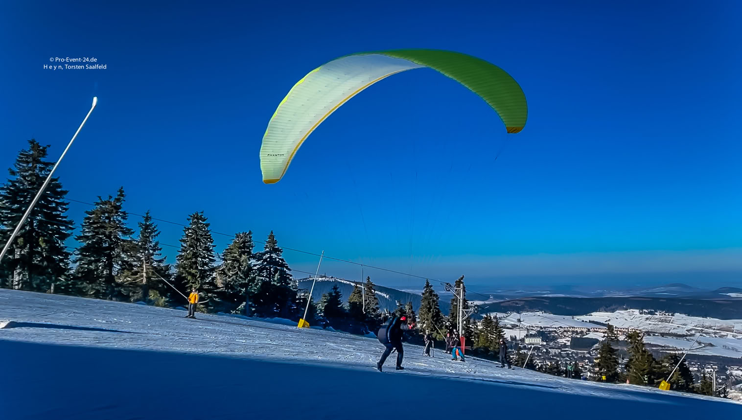 Pro-Event-24 Ihr professioneller Partner für Ihr Event – Eventplanung, Hochzeiten, Familienfeiern, Jubiläen, Geburtstage, Firmenfeiern, Ambientebeleuchtung, Architekturbeleuchtung, Fassadenbeleuchtung, Fassadenfeuerwerke, Musikfeuerwerke, Lasershows, Moderation, Promotion, Beschallungen, Luftaufnahmen, Luft- Videos, Mobildiscothek