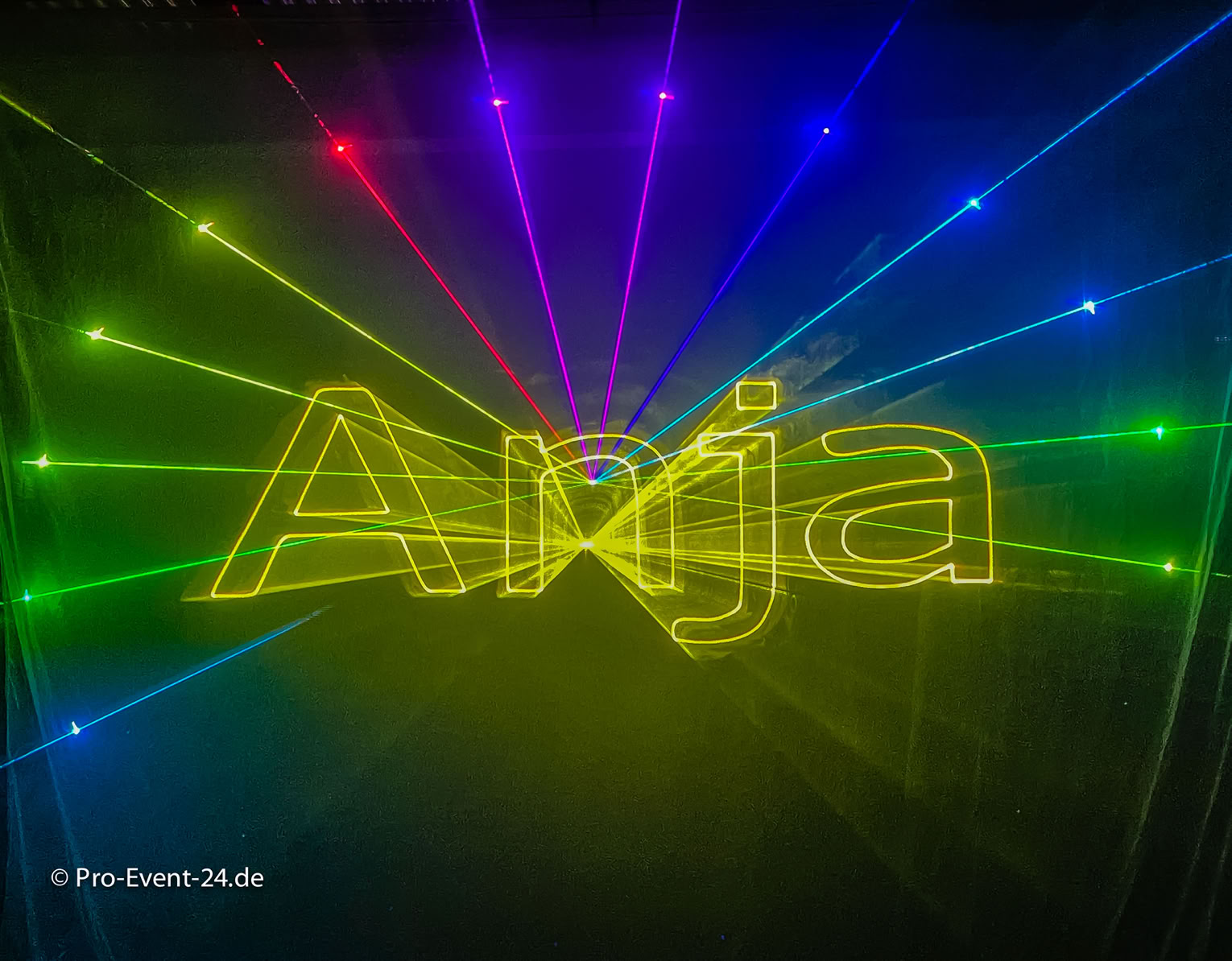 Pro-Event-24 Ihr professioneller Partner für Ihr Event – Eventplanung, Hochzeiten, Familienfeiern, Jubiläen, Geburtstage, Firmenfeiern, Ambientebeleuchtung, Architekturbeleuchtung, Fassadenbeleuchtung, Fassadenfeuerwerke, Musikfeuerwerke, Lasershows, Moderation, Promotion, Beschallungen, Luftaufnahmen, Luft- Videos, Mobildiscothek